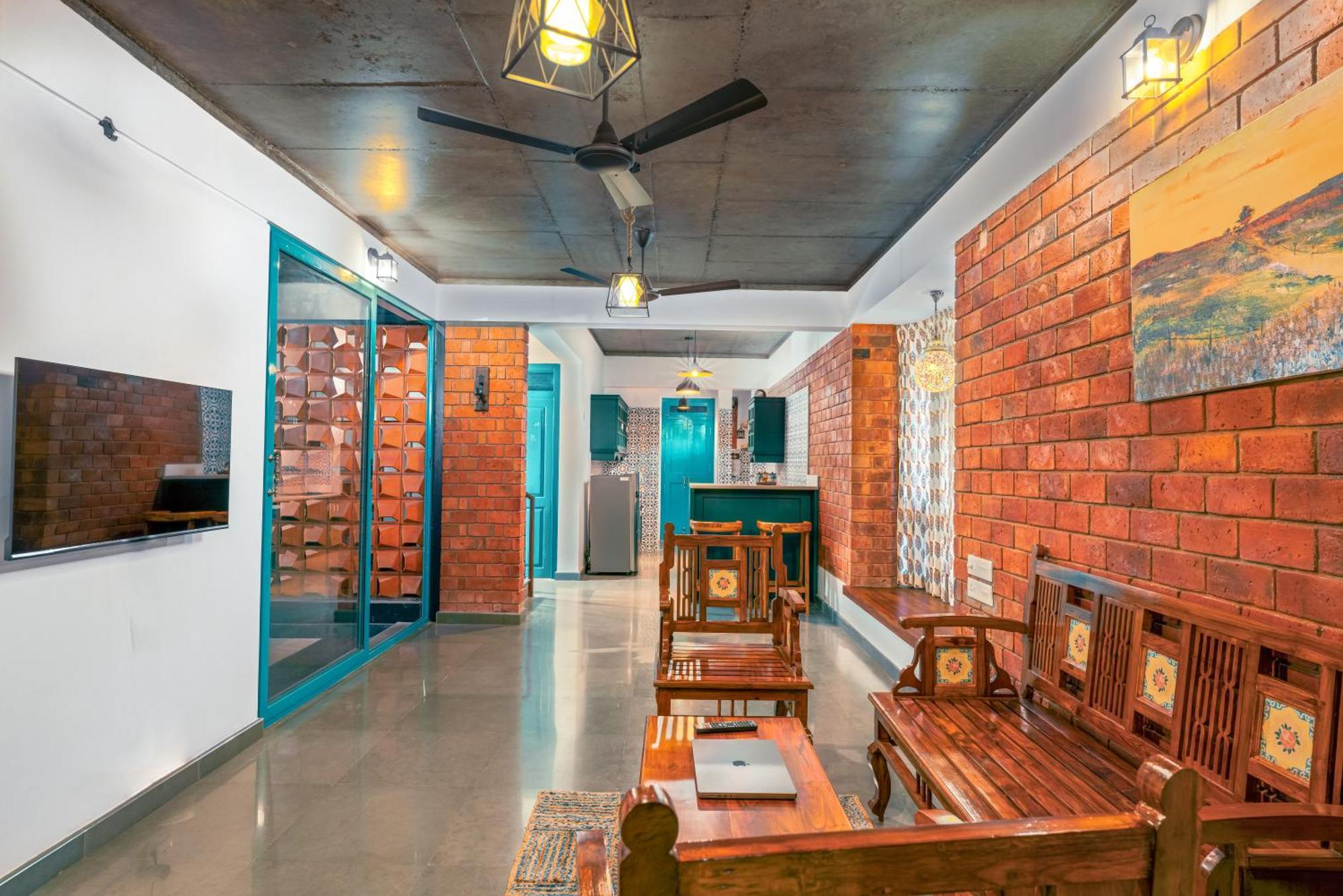 Tentgram Brickhouse Kozhikode Bagian luar foto