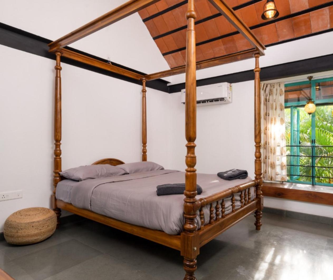 Tentgram Brickhouse Kozhikode Bagian luar foto