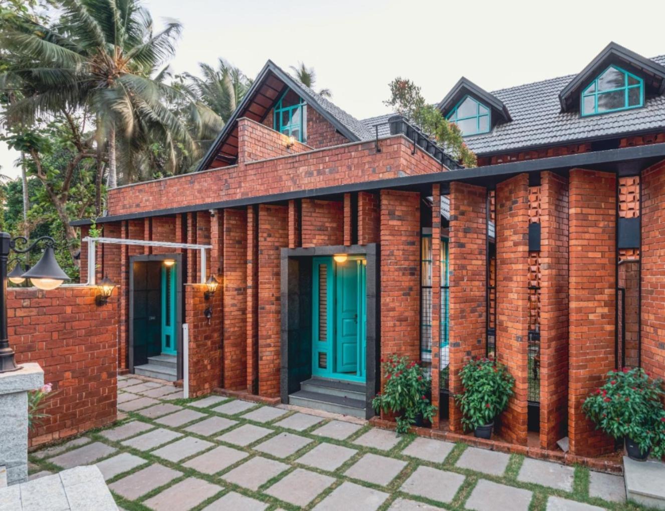 Tentgram Brickhouse Kozhikode Bagian luar foto